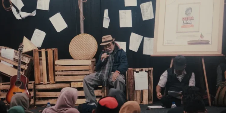 Bangsa Indonesia Ada Karena Sebuah Puisi