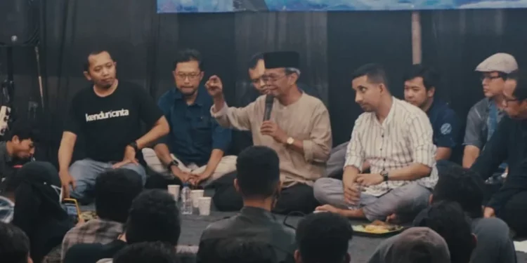 Dan Hujan Pun Turut Menyemai Rindu di Kenduri Cinta